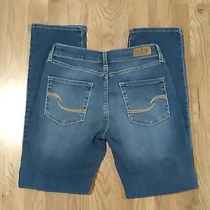 Levi Signature Modern Straight Jeans. Sz 6